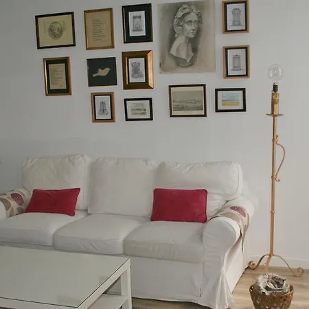 Lejlighed Cosy Flat In The Heart Of